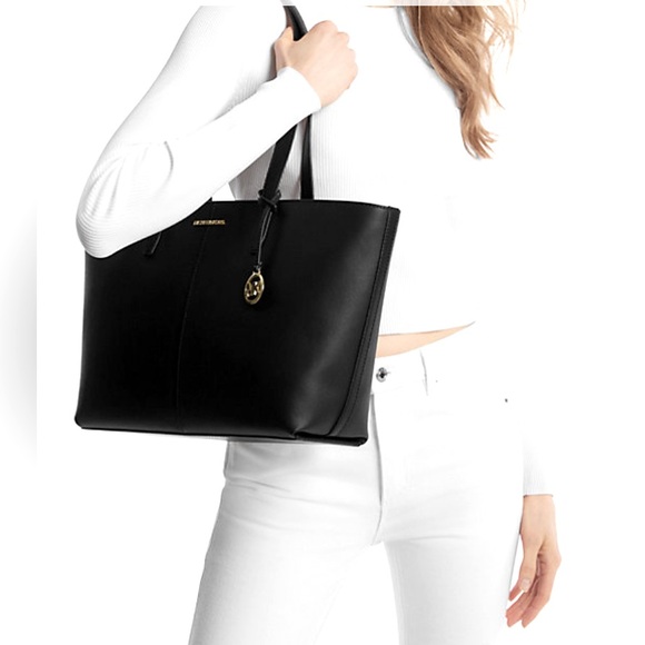 MICHAEL KORS Jet Set Medium Travel Tote Bag Zipper Shoulder Bag BLACK New w Tags - Picture 2 of 4